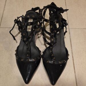 Chic Black Studded Heels